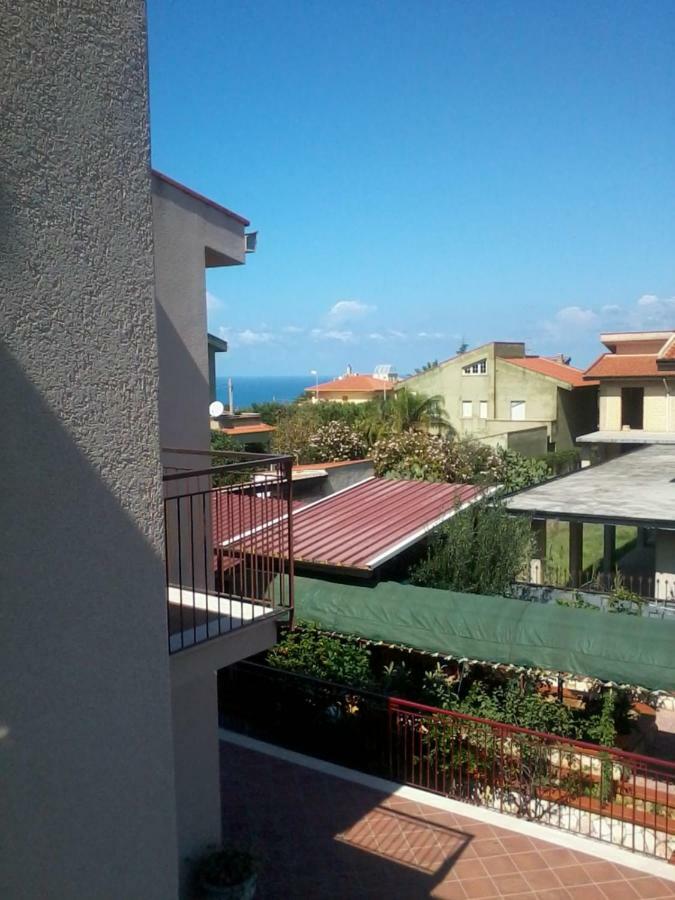Sperone Hotel Mandra Capreria Luaran gambar