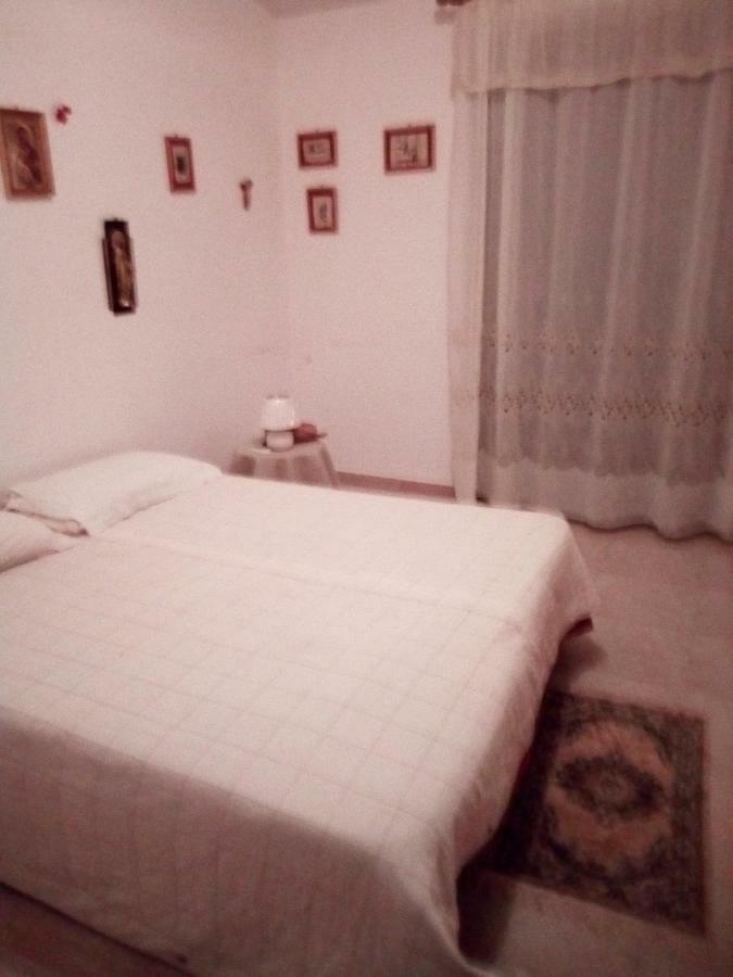 Sperone Hotel Mandra Capreria Luaran gambar